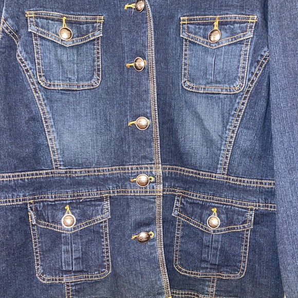 Chicos Platinum Women’s Dark Denim 4-Pocket Stretch Jacket Size 3 - Picture 2 of 11